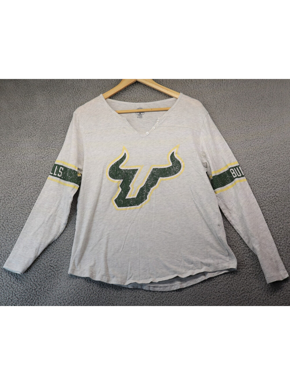 Rivalry Threads USF South Florida Bulls Women Large Henley